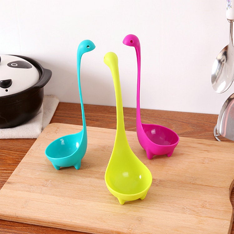 Creative Simple Nice Lake Water Monster Spoon Long Handle Vertical High Color Value Small Spoon High Temperature Resistant Plastic Spoon - Image 3