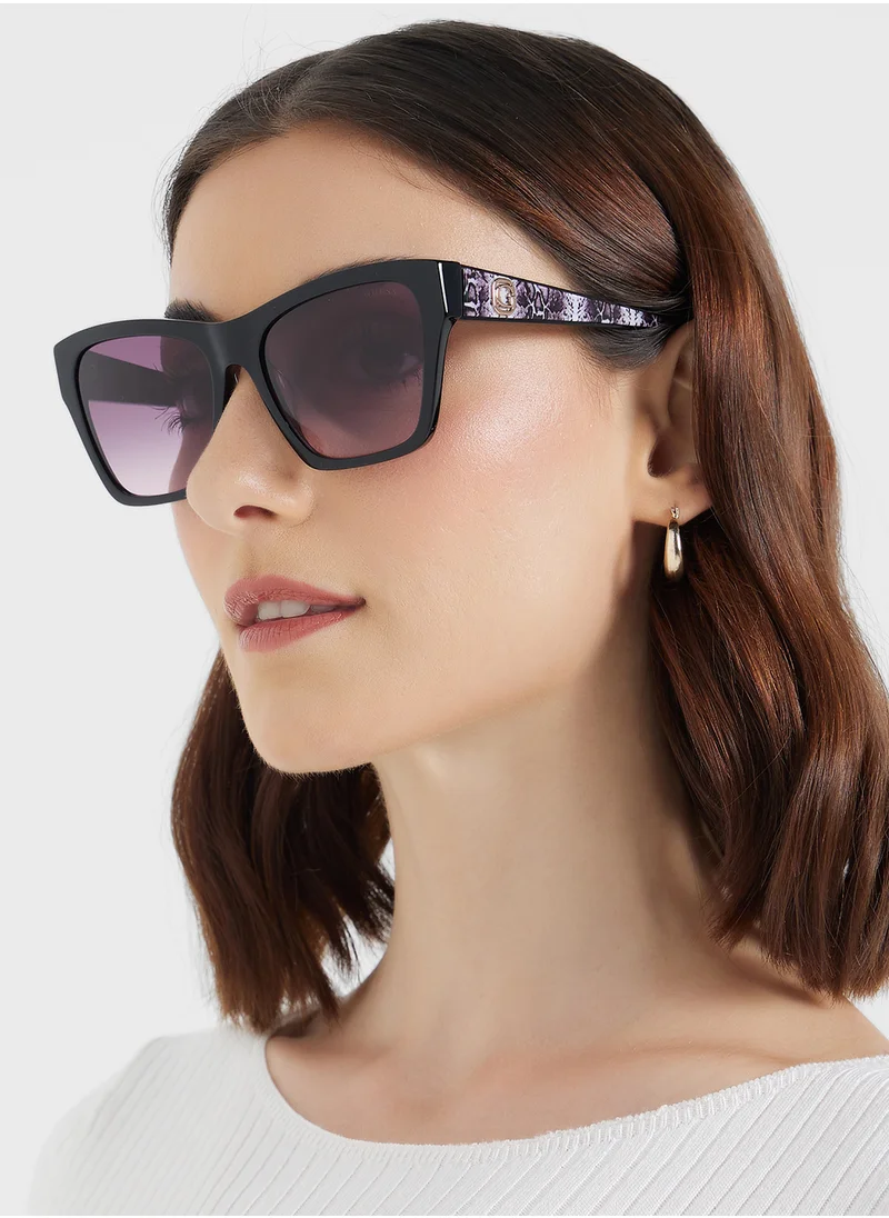 GUESS Uv-Protected Wayfarers Sunglasses
