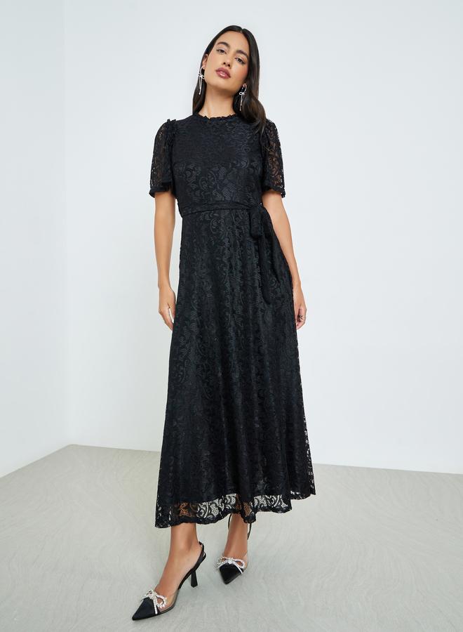 Styli Black Lace Short Sleeves A-Line Maxi Dress - Image 3