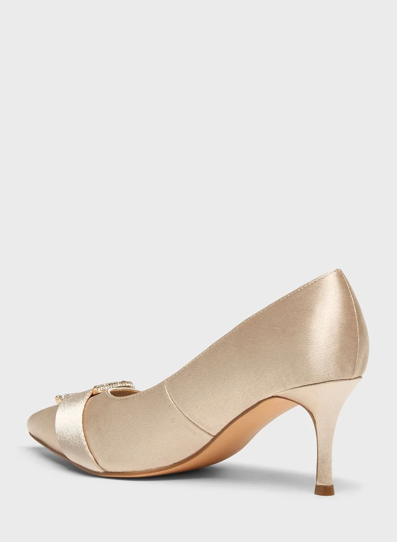 shoexpress Heeled Pumps