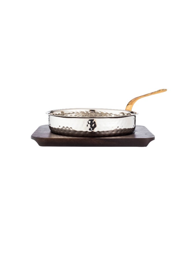 🍳 Indian Hammered Stainless Steel Pan – Large 18cm with a luxurious wooden base | 900ml capacity | Elegant gold handle - Image 2