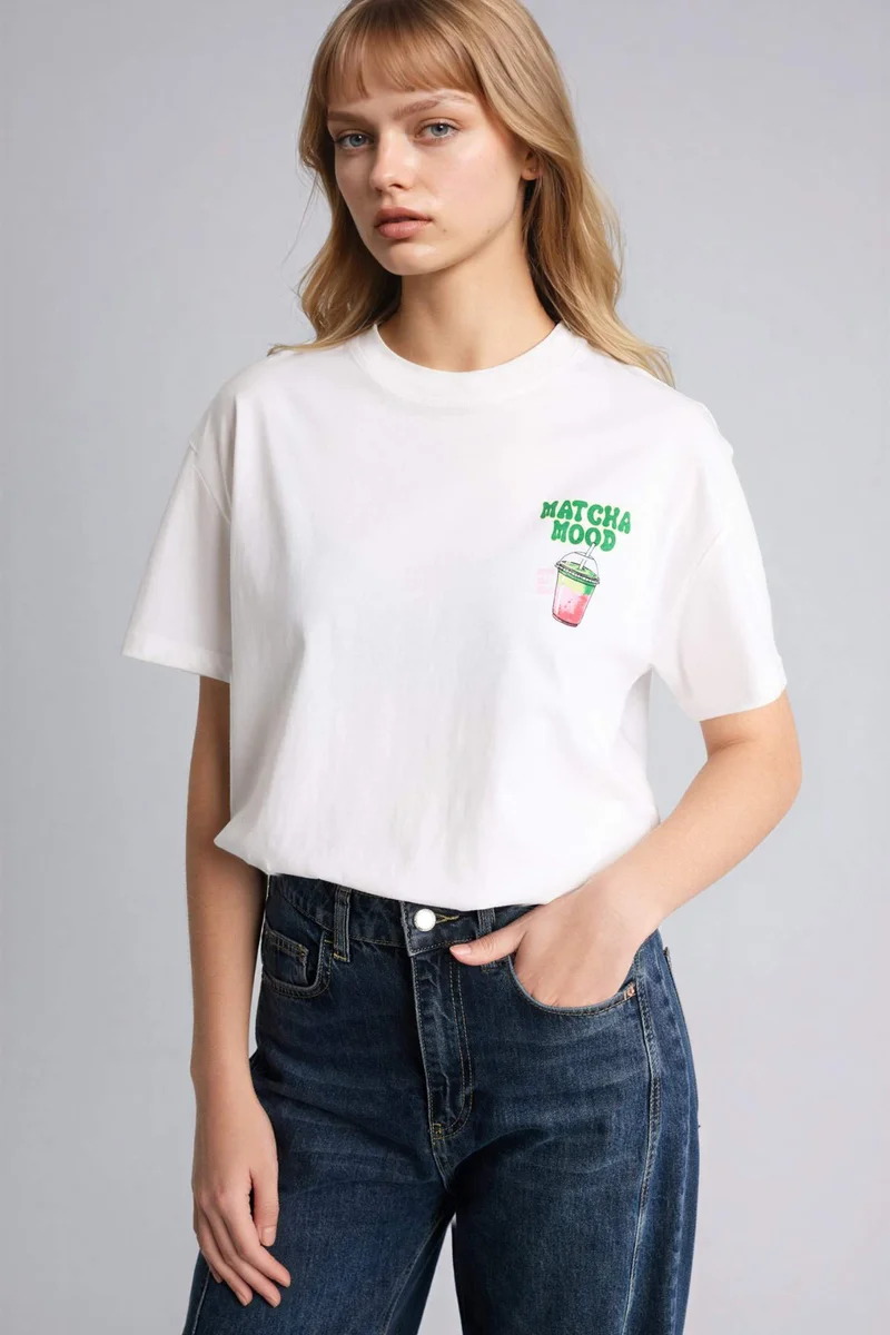 ديفاكتو Printed Crew Neck Short Sleeved Oversize T-Shirt