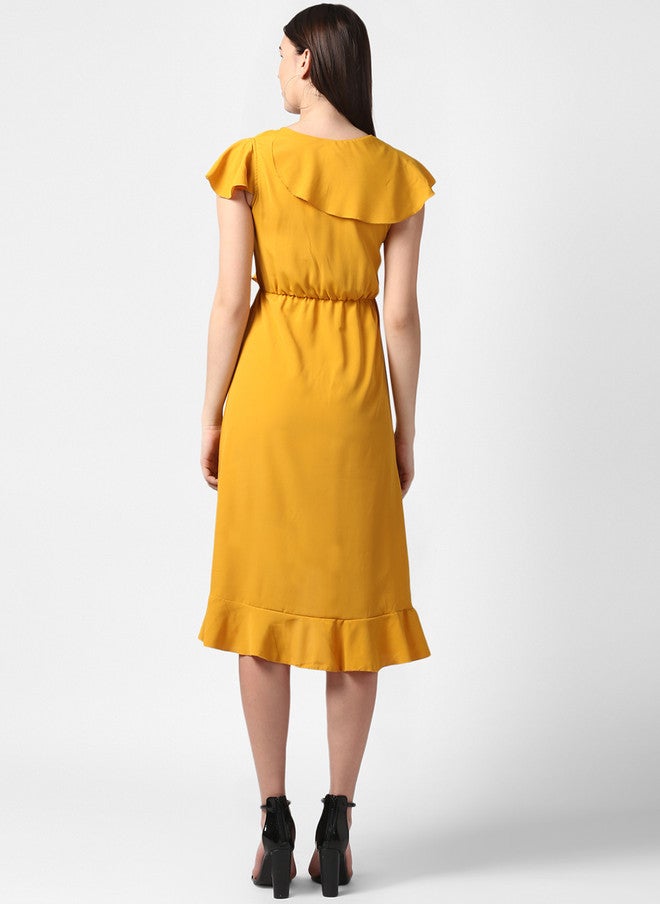 StyleStone فستان ميدي نسائي أصفر سادة من ستايل ستون بتصميم ملفوف وواسع - Image 4