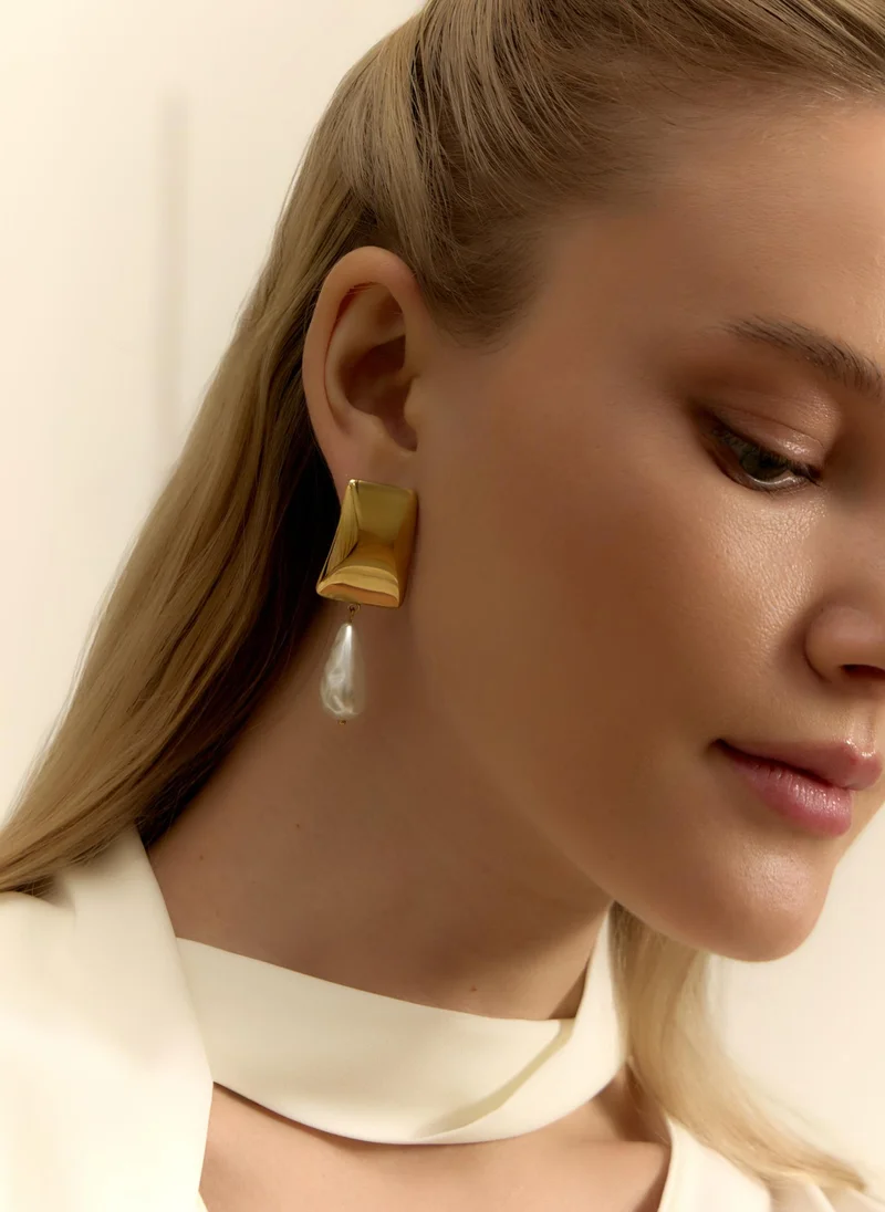 ليتشي أقراط مستطيلة مرصعة باللؤلؤ