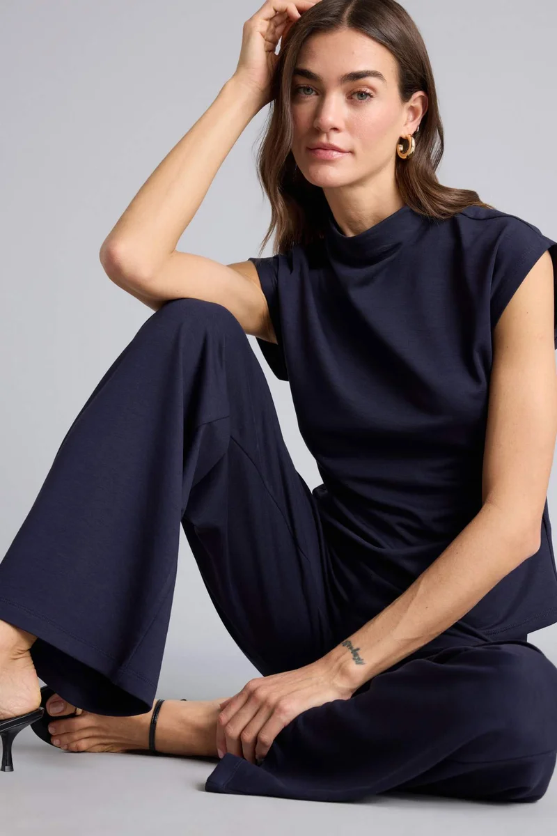 ديفاكتو Slim Fit Half Turtleneck Short Sleeve T-Shirt
