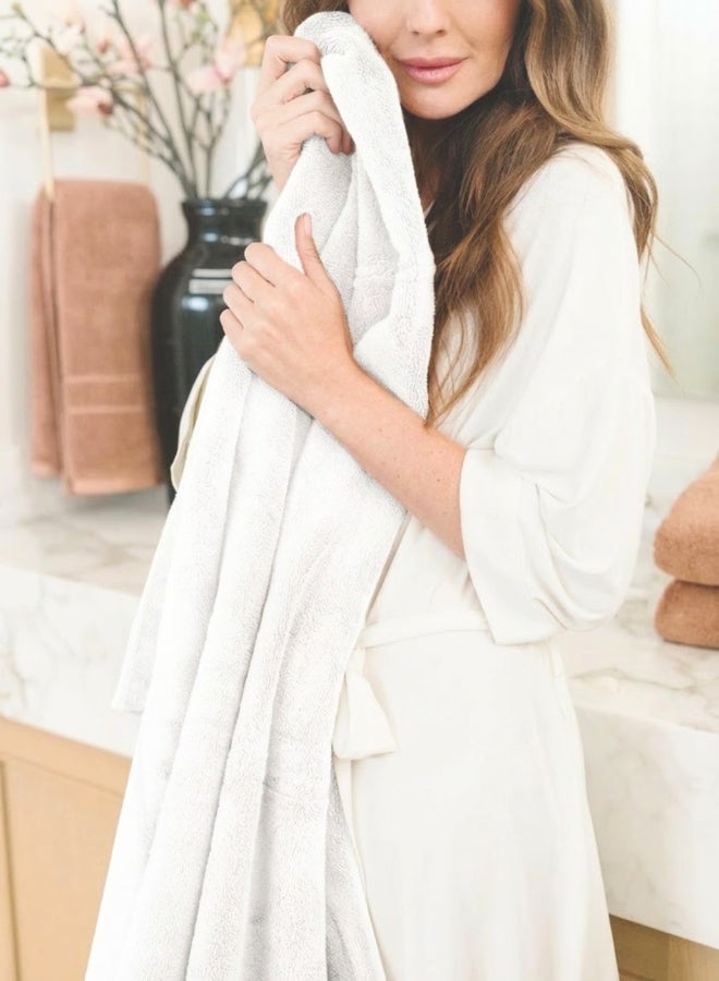بيرل كوست انترناشيونال Pearl Coast Luxury Bath Towel Set (Pack of 4) – 70x150cm Premium 100% Cotton, 630 GSM – Ultra Soft, Highly Absorbent Hotel & Spa Quality Towels - Image 4
