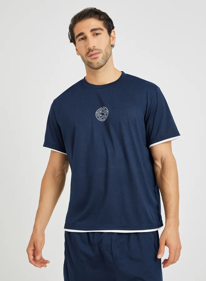 Styli Styli Unwind Minimal Print T-Shirt and Shorts Pyjama Set