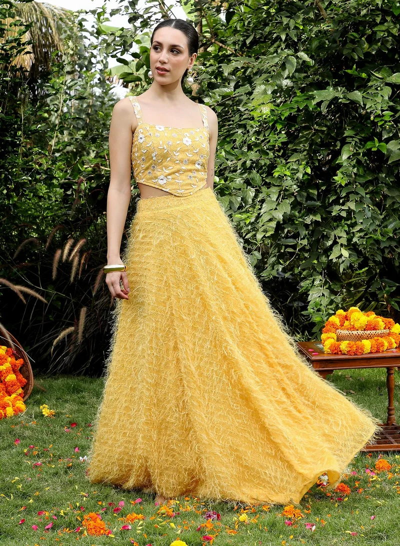 QISSA Women's Embroidered-Flora Textured Co-Ord Set For Ethnic Wear | Square Neck, Sleeveless | Floral Embroidery Woven Fabric | 2 Piece Co-Ords Designed For Evening & Party Wear | Lemon Yellow