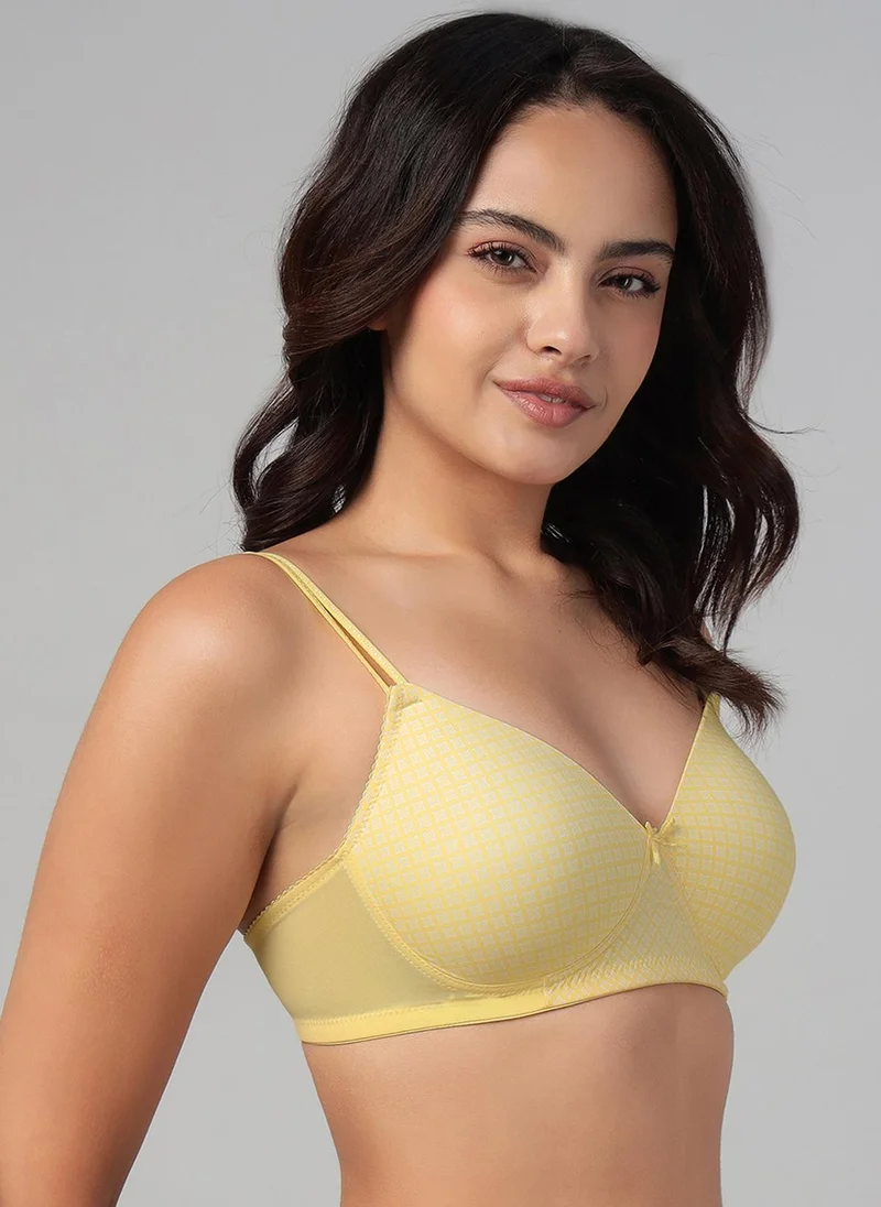 كلوفيا Clovia Padded Non-Wired Full Coverage Geometric Print T-shirt Bra in Light Yellow