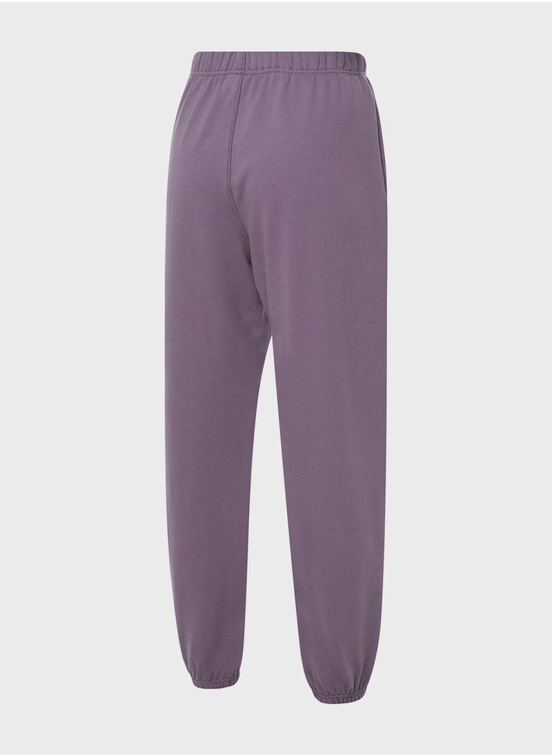 New Balance - Athletics Remastered French Sweatpants - Image 1