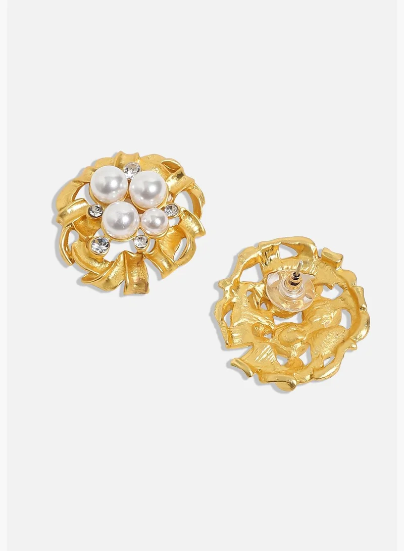 SOHI Gold Plated Pearls Western Wear Stud For Women