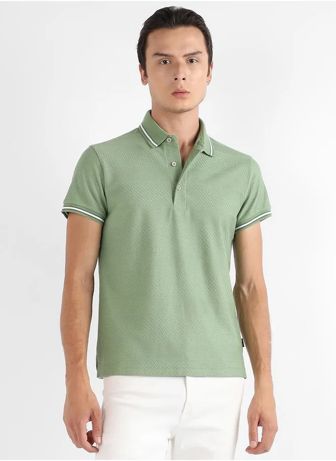 Campus Sutra Solid Regular Fit Polo with Half Placket