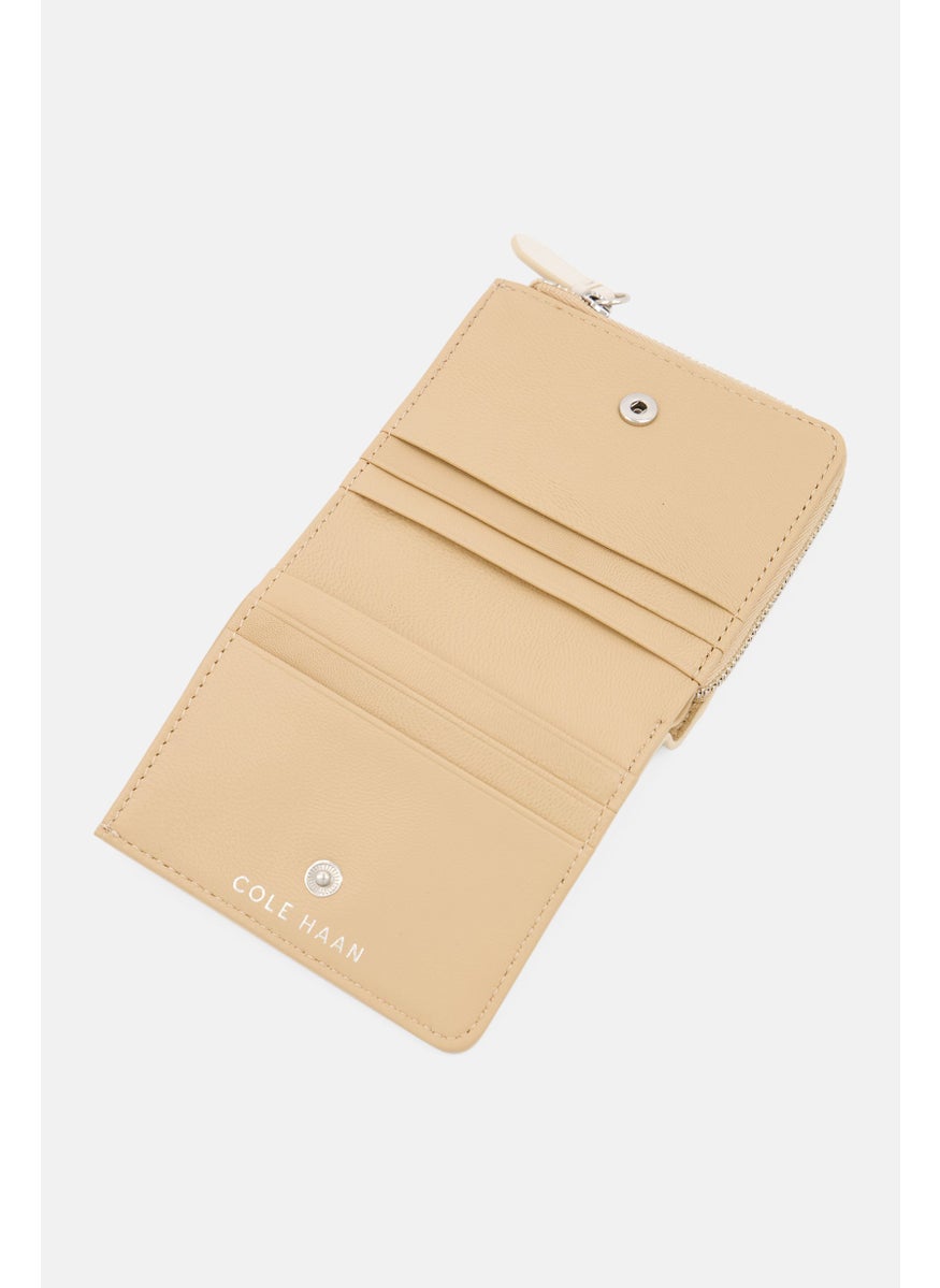 COLE HAAN - Women Vartan Card Case 11 L x 10 H x 3 W cm, Sesame - Image 1