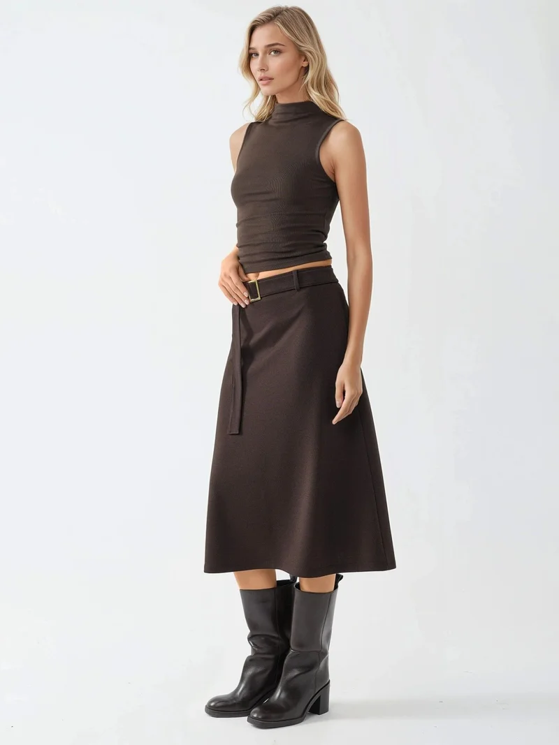 بوسيم BUSEM High Waist Midi Skirt with Arched Detail