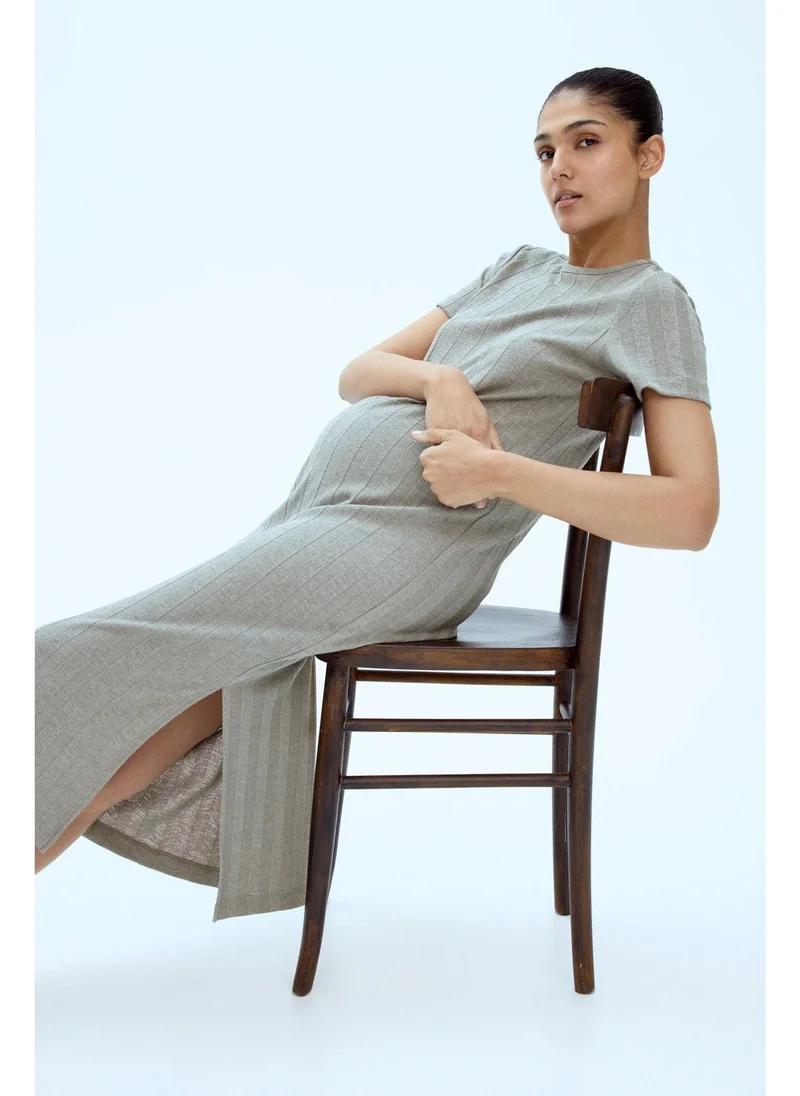 H&M MAMA Ribbed dress