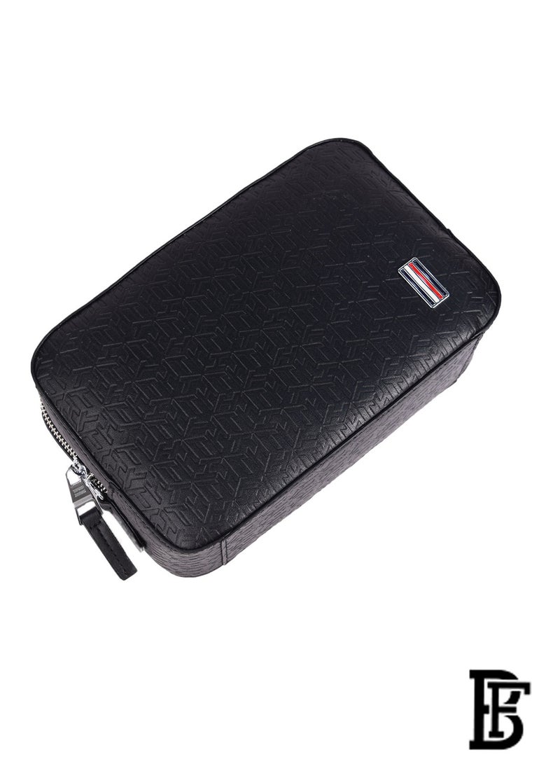 Tommy Hilfiger Plus Tommy Hilfiger Men's Handbag THHB47  - Image 1