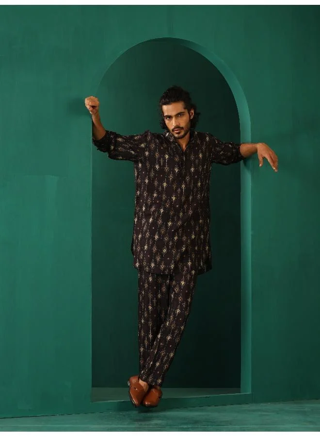 ترو برونز Men's Black Tonal Ikat Muslin Silk Printed Co-ord Set