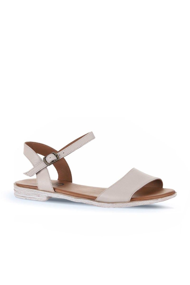 Bueno Contrast Strap Flat Sandals - Image 2
