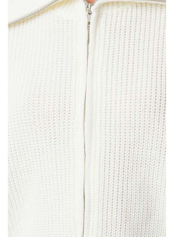 trendyol Ecru Wide Pattern Turndown Collar Zippered Knitwear Cardigan TWOAW24HI00072 - Image 4