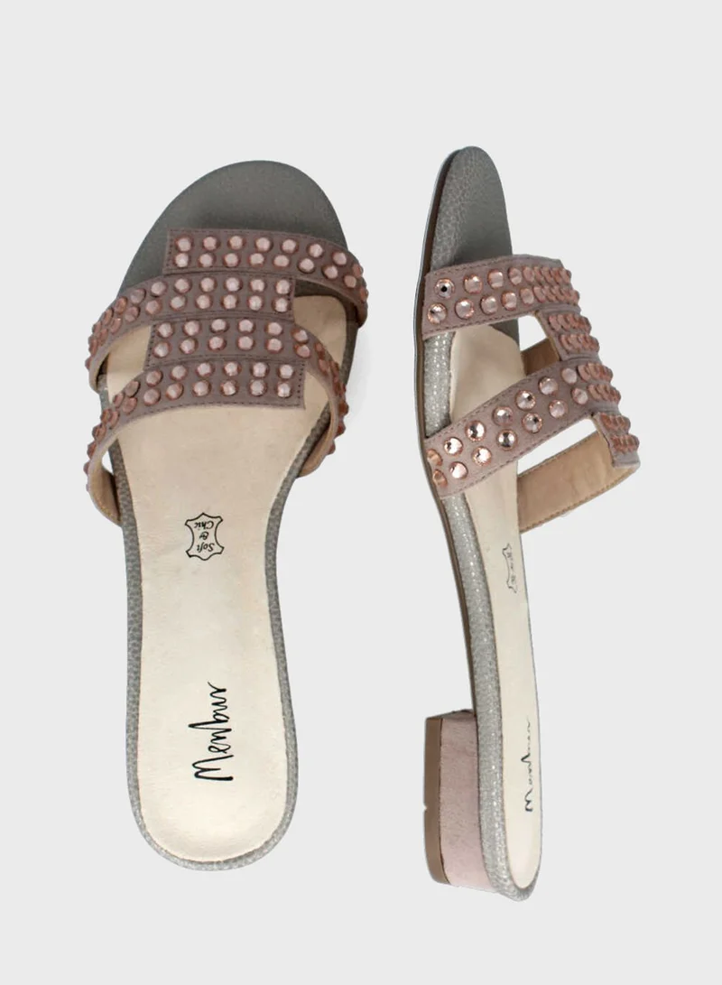 MENBUR Capra Flat Sandals