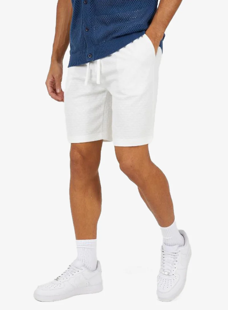 BRAVE SOUL  MENS SHORTS WITH SIDE ENTRY POCKETS AND BACK PATCH POCKET SINGLE STITCH TO FLY. SELF FABRIC DRAWCORD TAPE for Men | Best Price UAE