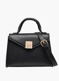 فلورا بيلا من شو إكسبرس BLACK
