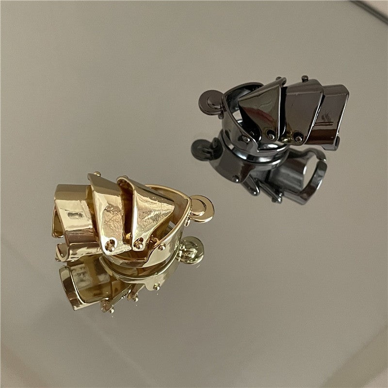 Japanese And Korean Hip-Hop Punk Exaggerated Personality Ring Armor Four-Bone-Section Saturn Ring Diablo Fashion Accessories For Women - Image 3