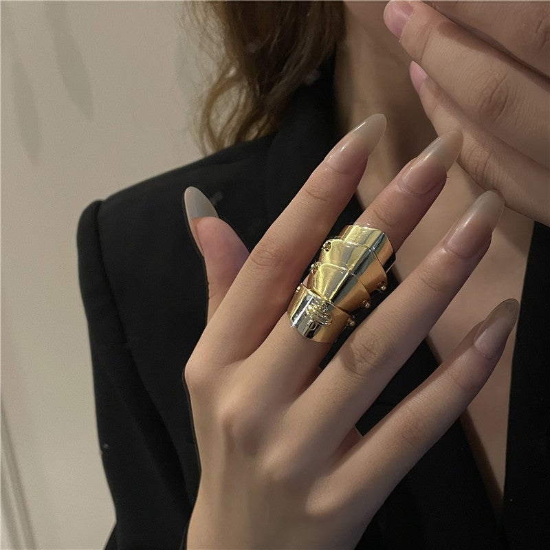 Japanese And Korean Hip-Hop Punk Exaggerated Personality Ring Armor Four-Bone-Section Saturn Ring Diablo Fashion Accessories For Women - Image 5