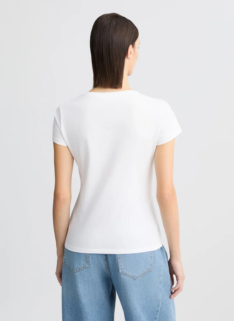 ليو جو تيشيرت قطن بطبعة وأحجار الراين