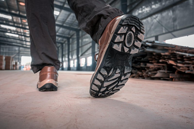 Karam FS61 Brown Leather Safety Shoes for Men | Double Density with Steel Toe | Antistatic, Anstislip, Oil & Heat Resistant | Size-09 - Image 4