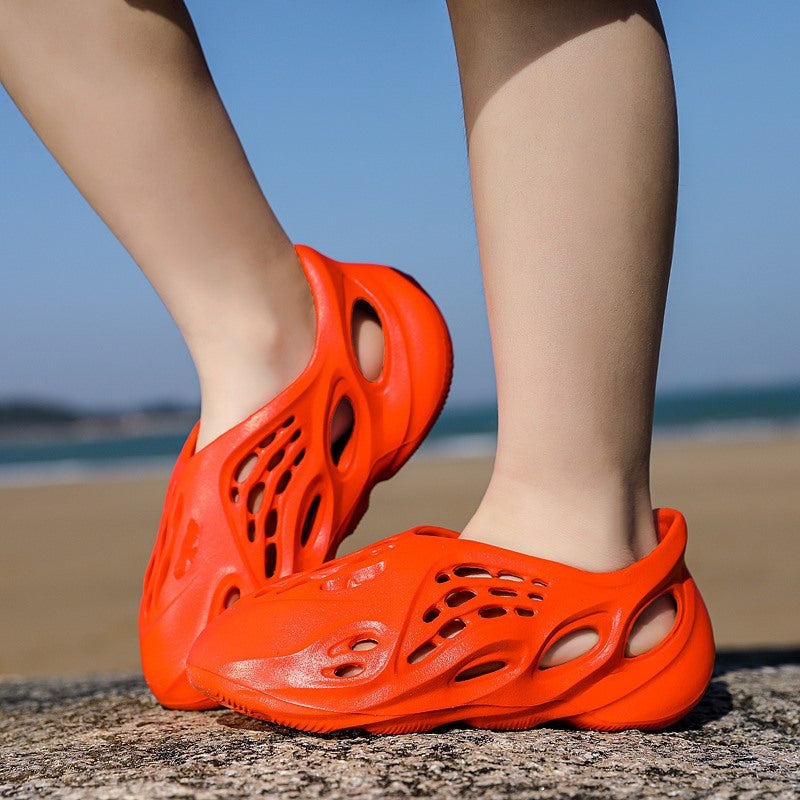Korean Style Parent-Child Yezzy Coconut Hole Shoes Summer Couple Kanye Plus Size Sandals Men'S Beach Wading Slippers Trendy - Image 1