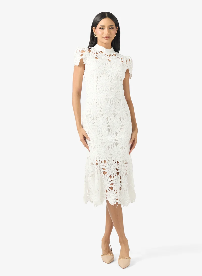 ايلا فستان كوكتيل دانتيل