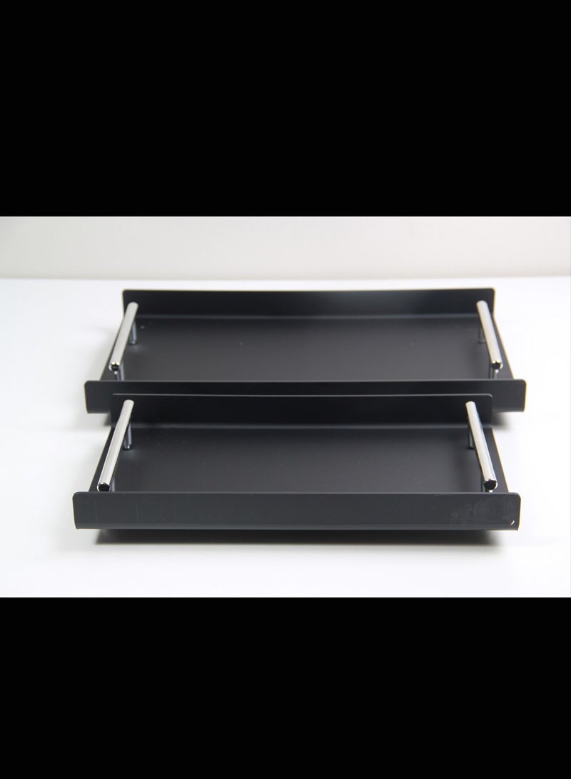 A set of multi-use serving trays  - Image 2