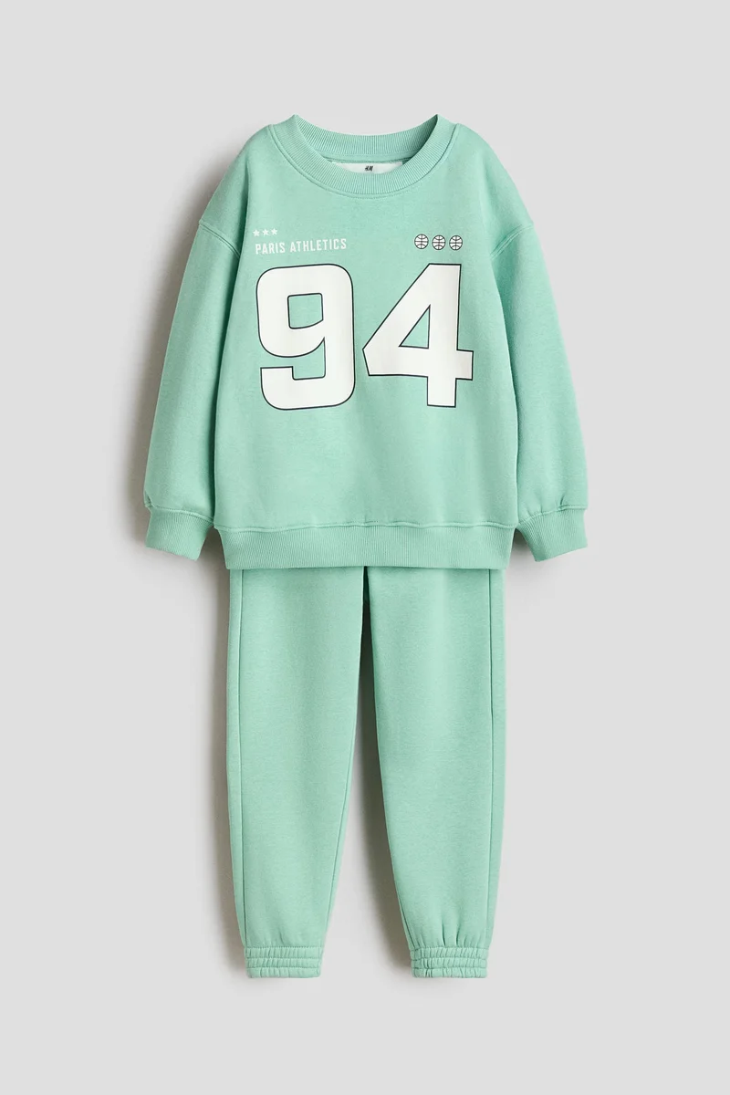 H&M 2-piece sweatshirt and joggers set