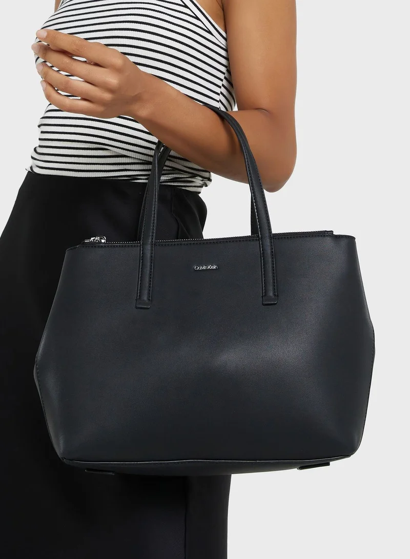 CALVIN KLEIN Top Handle Medium Tote