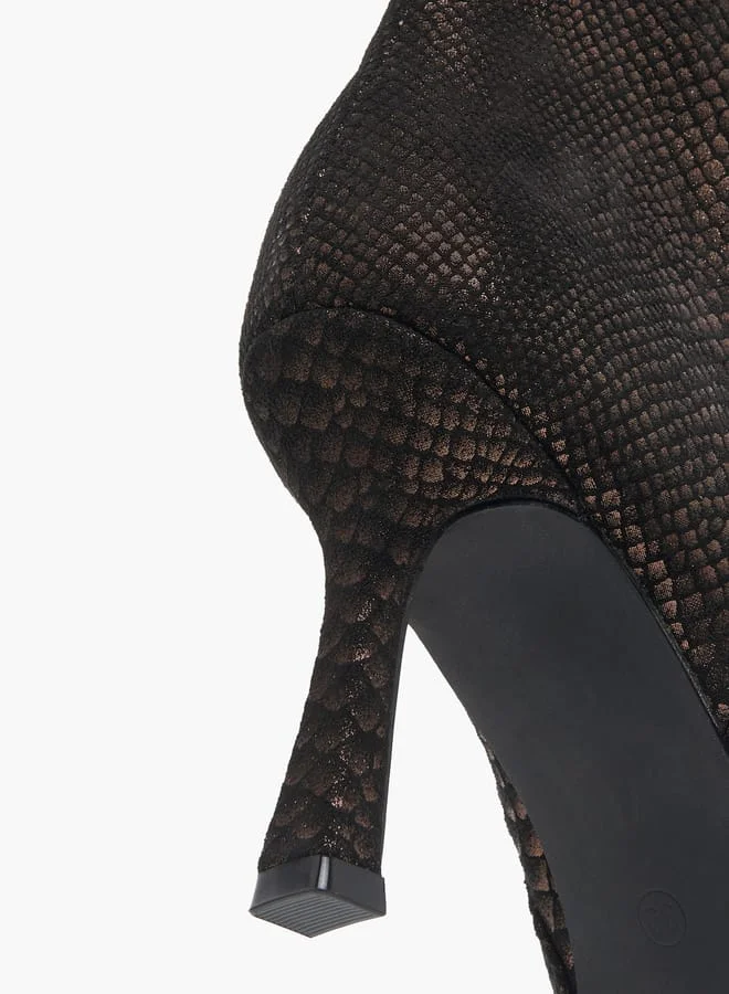 سيليست Women's Textured High Shaft Boots with Zip Closure