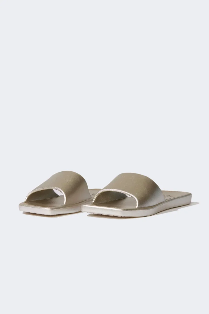 ديفاكتو Woman Flat Sole Eva Slippers