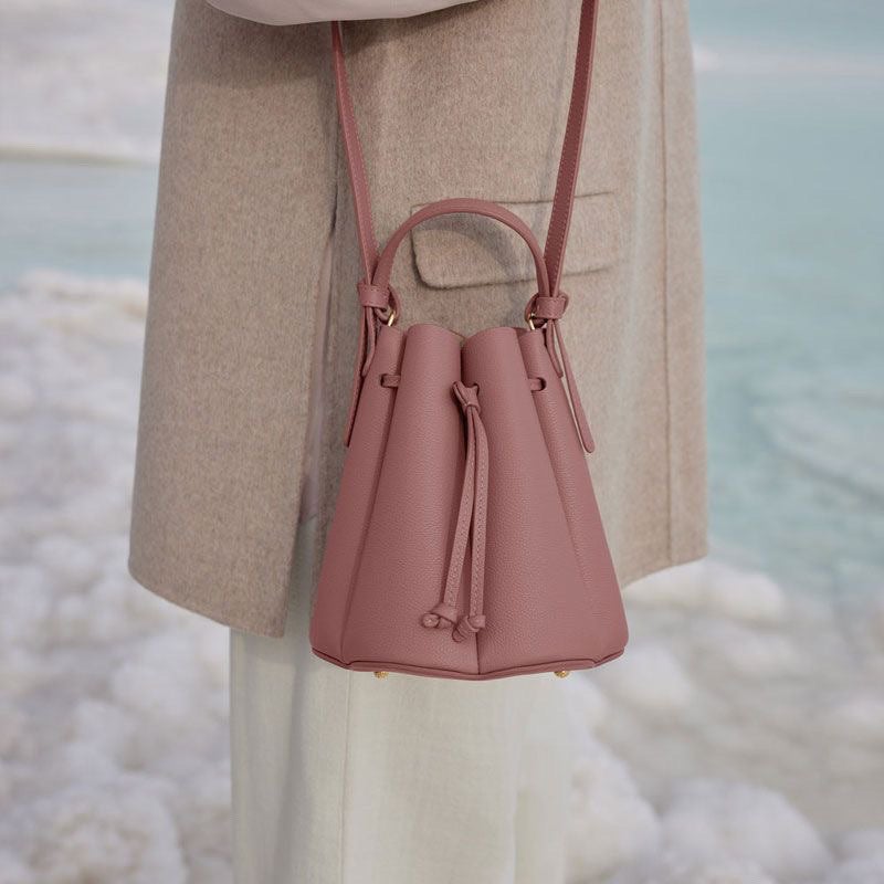 French Niche Design Polene Petal-Shaped Bucket Bag Commuter Crossbody Shoulder Bag For Women - Image 3