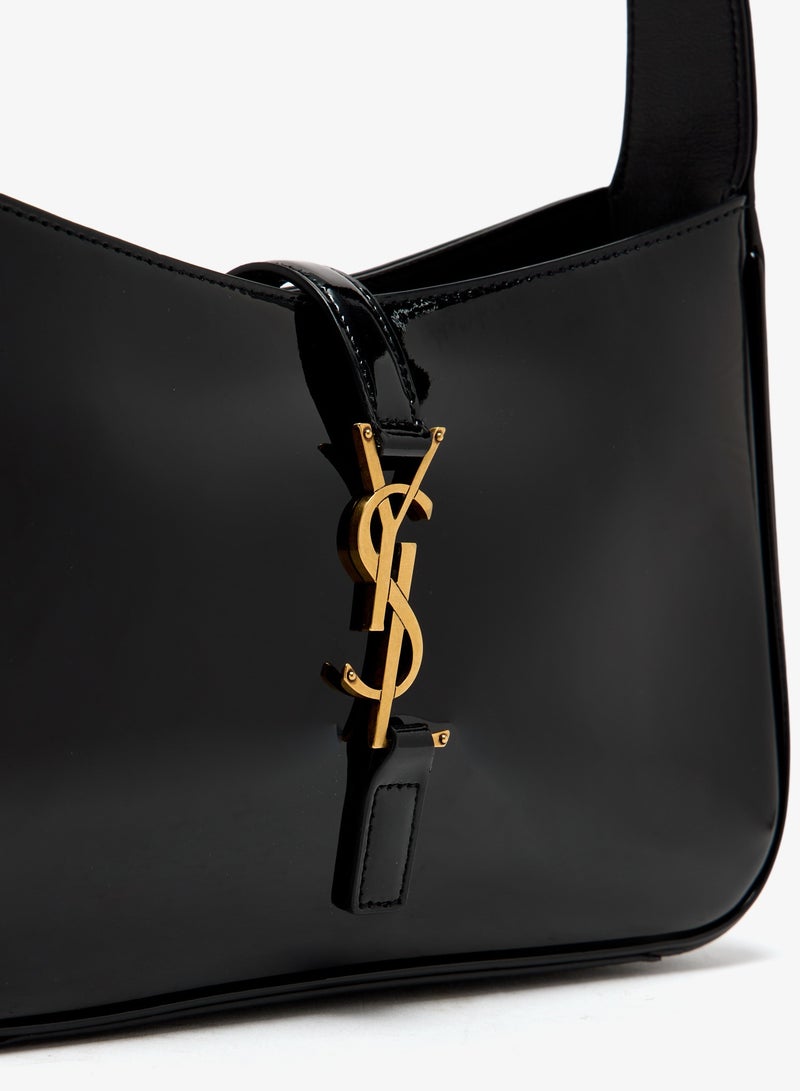 ایو سن لوران حقيبة هوبو جلدية نسائية من YSL Le 5 à 7، حقيبة توت نسائية، حقيبة كتف نسائية، حقيبة يد نسائية، حقيبة سفر نسائية، أسود لامع  - Image 2