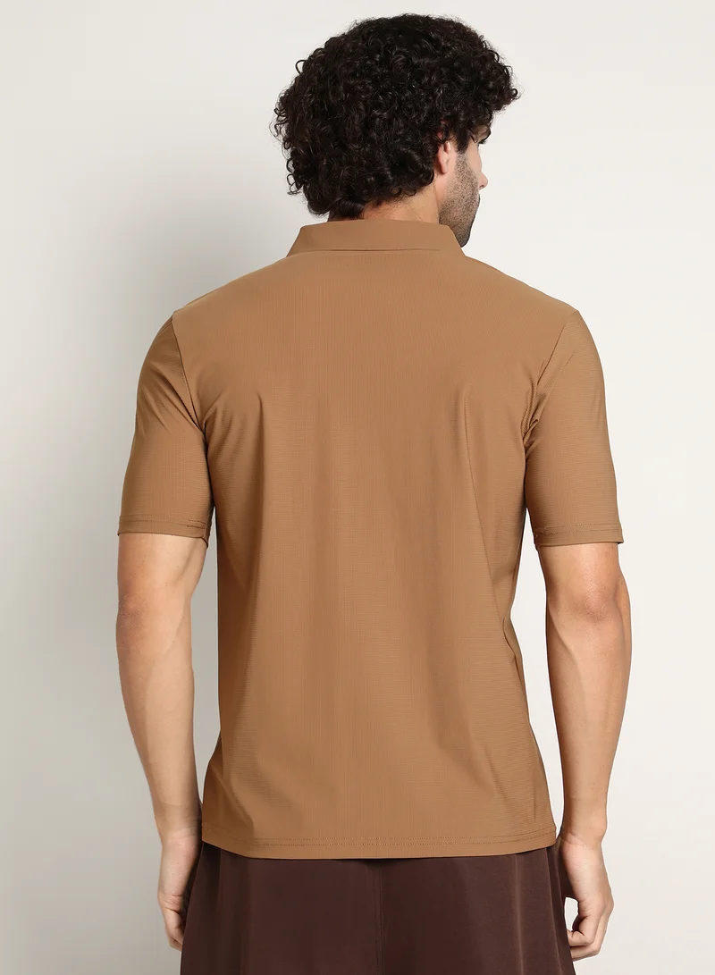 كامبوس سوترا Men's Tan Brown Seamless Waffle Polo T-Shirt