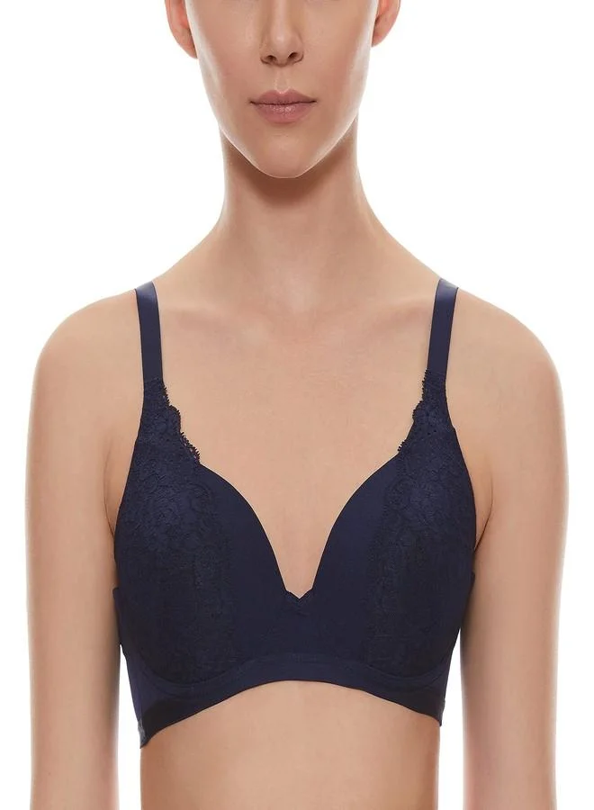 ترايامف Triumph International Women's Polyamide Padded Wired Style Spotlight 01 T-Shirt Bra (123I291_Black_34B)