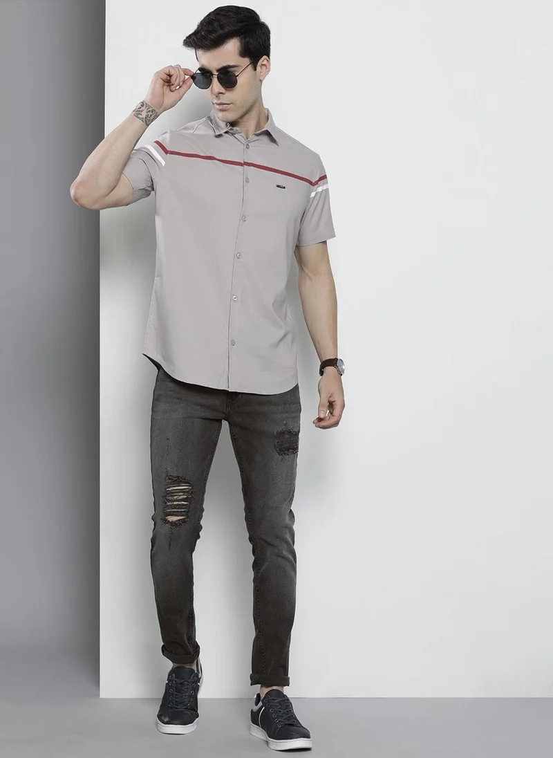 The Indian Garage Co  Men Slim Fit Solid Mid-Rise Stretchable Jeans for Men | Best Price UAE