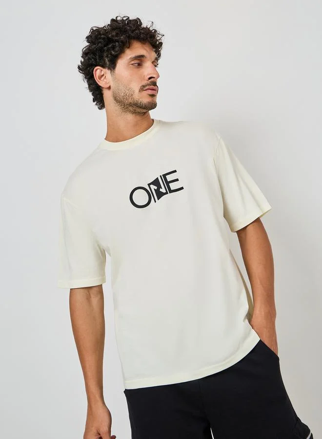 ستايلي Chest Minimal Print Oversized Cotton Rich T-Shirt