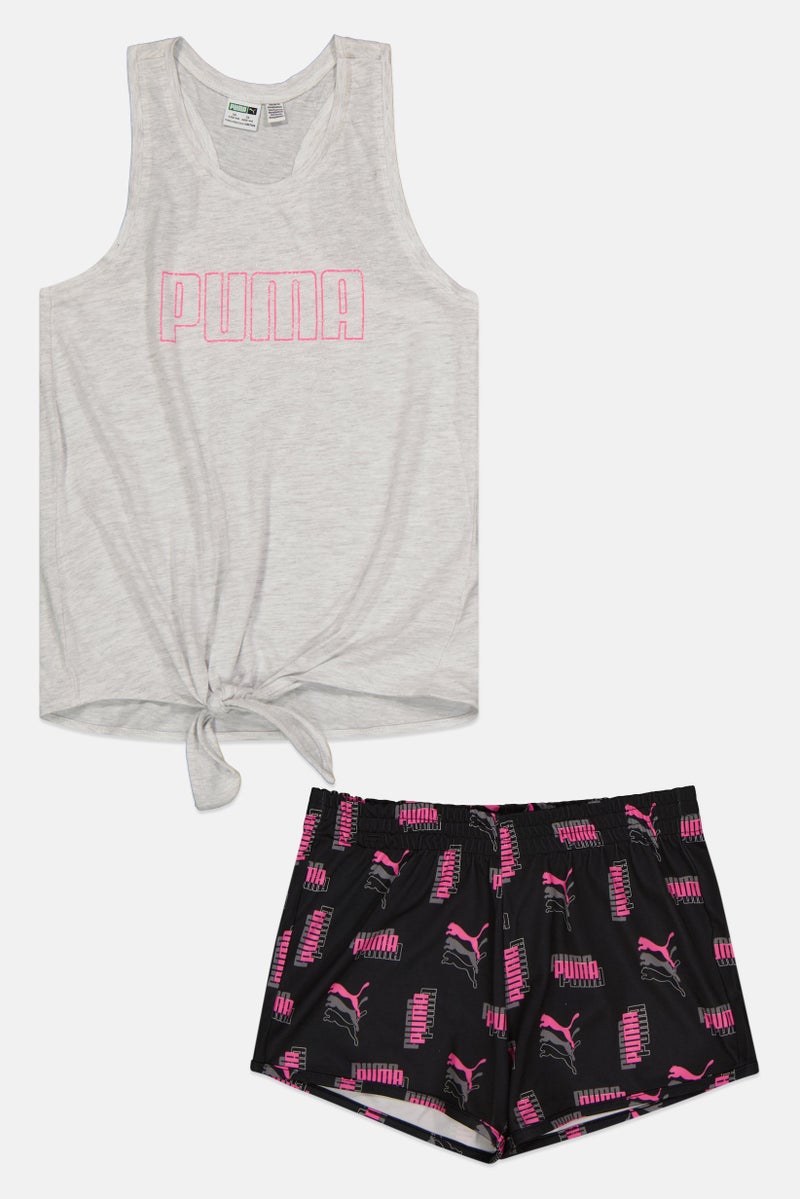 PUMA بلوزة بدون أكمام وشورت بطبعة جرافيك للبنات، رمادي/أسود - Image 1