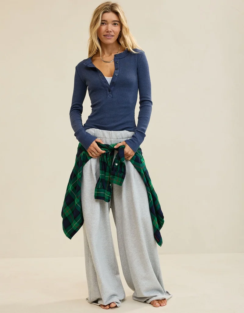 آري من امريكان ايجل تي-شيرت هينلي من قماش آري