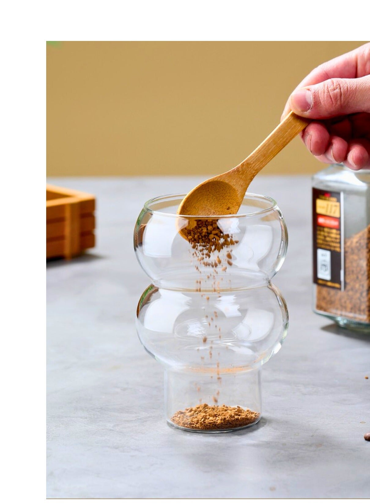 طقم أكواب زجاجية عصرية على شكل كالاباش من البورسلي...