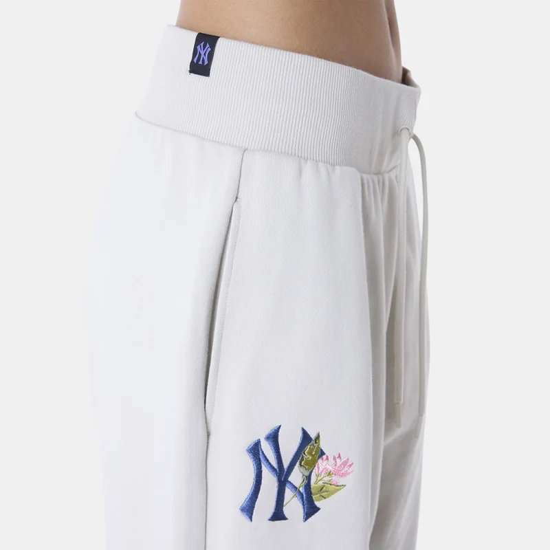 New Era Beige Women's MLB New York Yankees Floral Joggers for Women | Best Price UAE