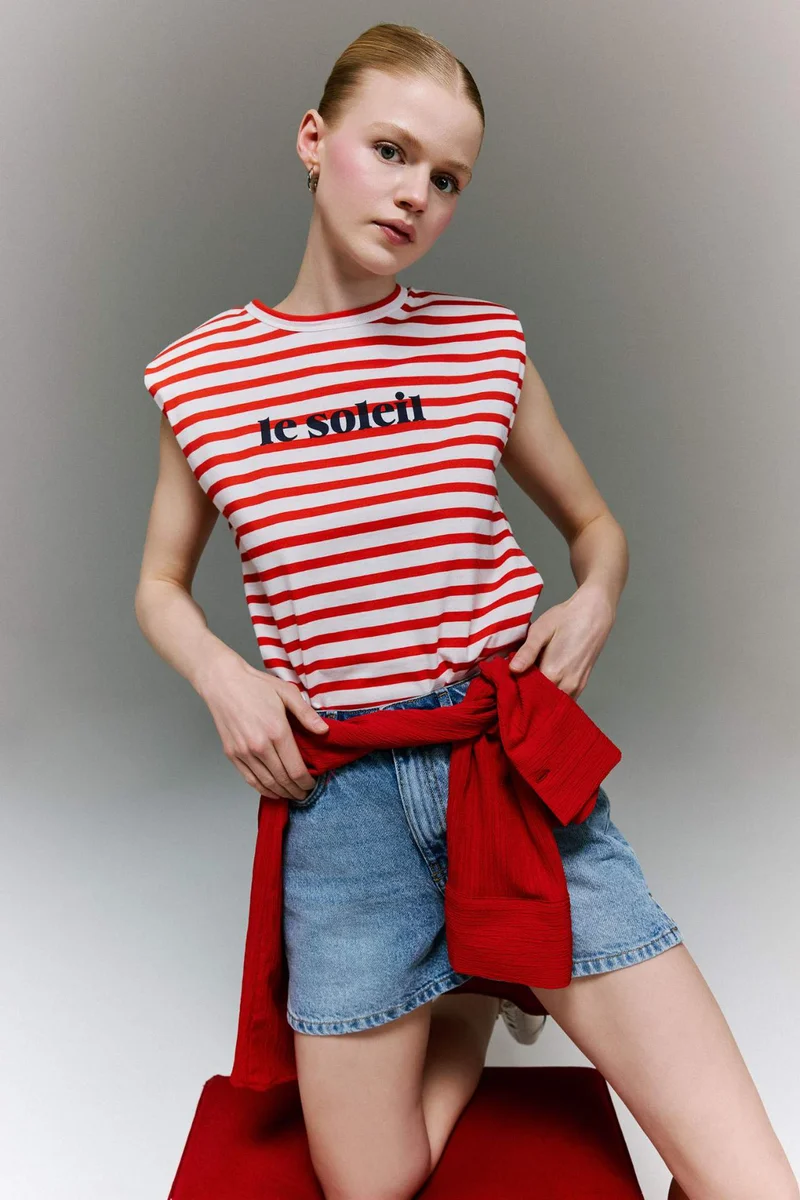 DeFacto Relax Fit Crew Neck Slogan Short Sleeve T-Shirt