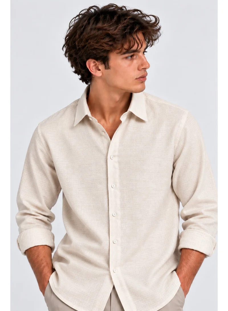 فكتور اند جين Men's Textured Relaxed Fit Shirt