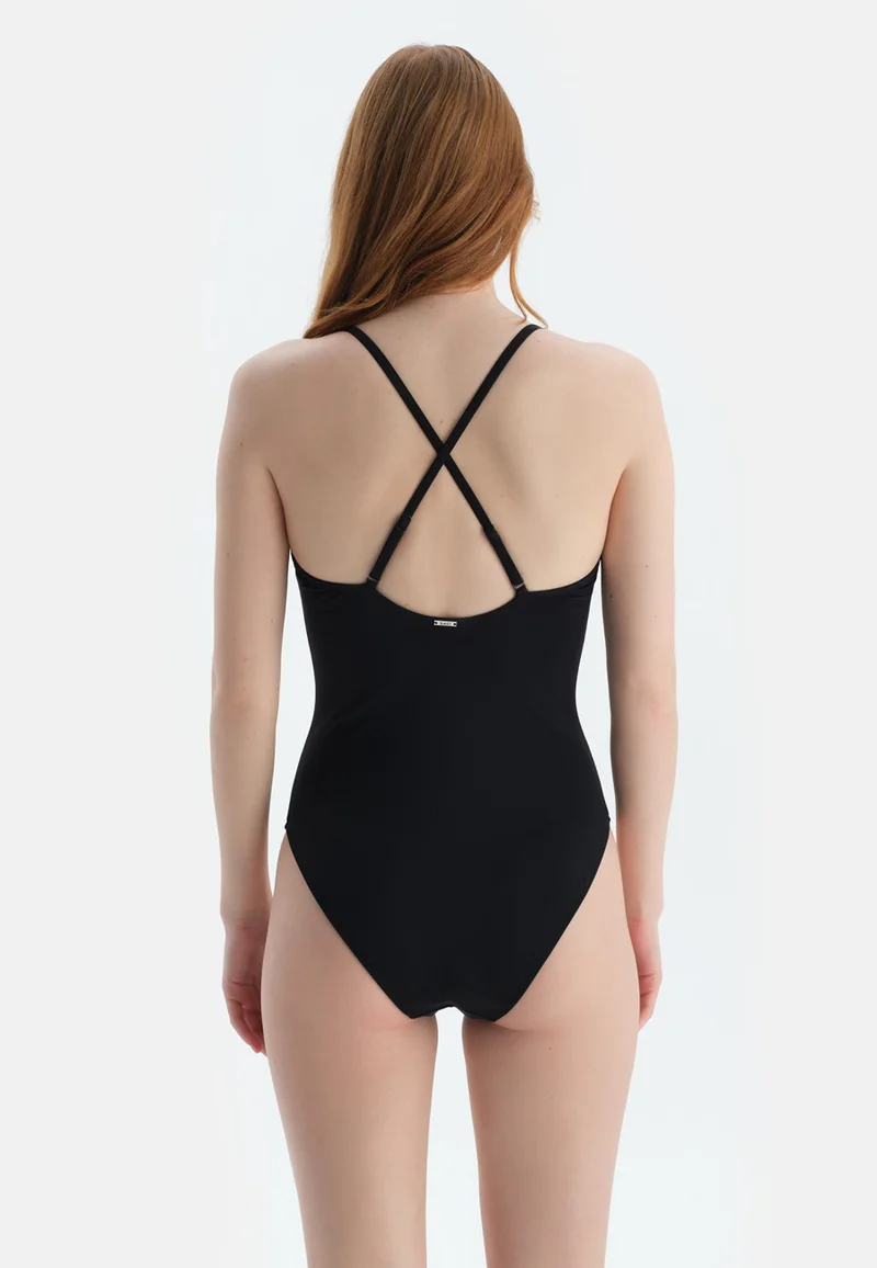 داجي Black Swimsuit